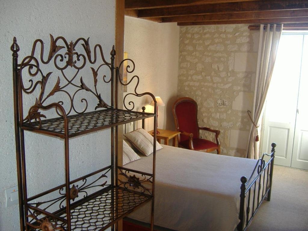 Logis Auberge De Crissay Pokoj fotografie
